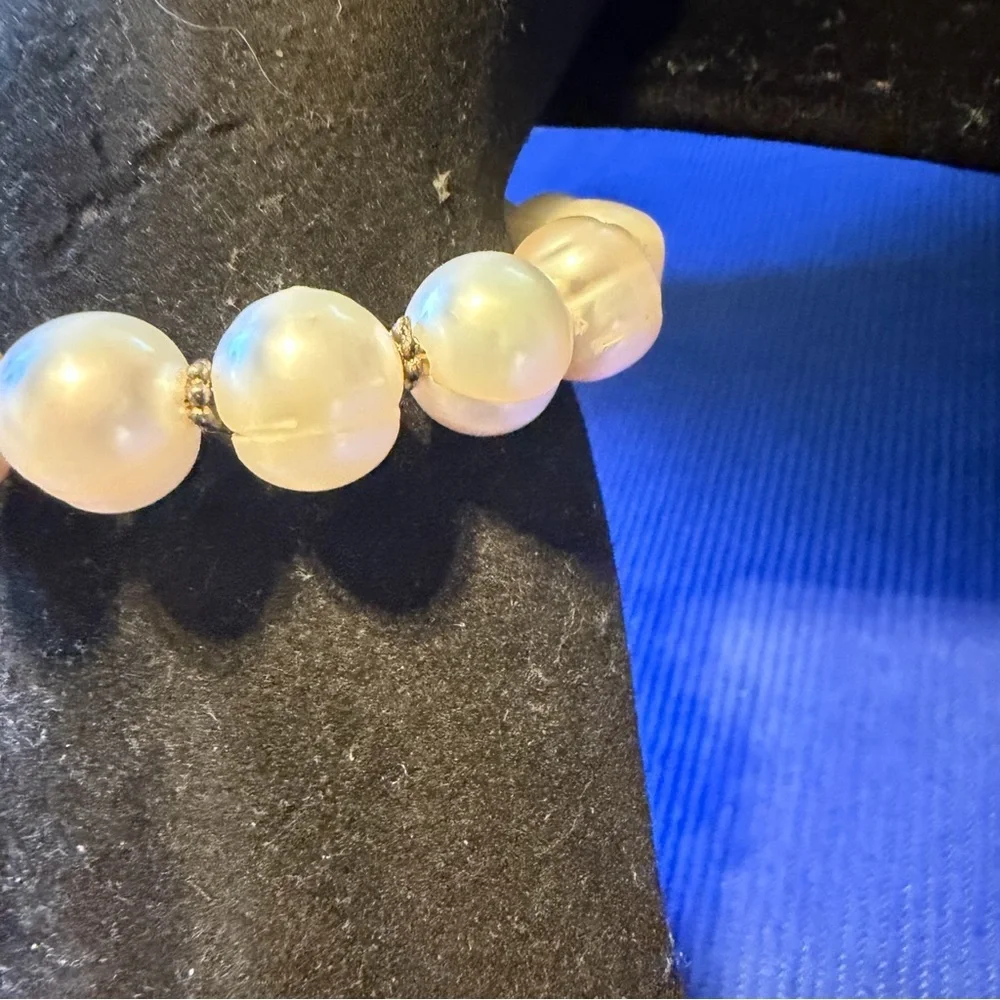 Iridescent Genuine Freshwater Pearl Bracelet